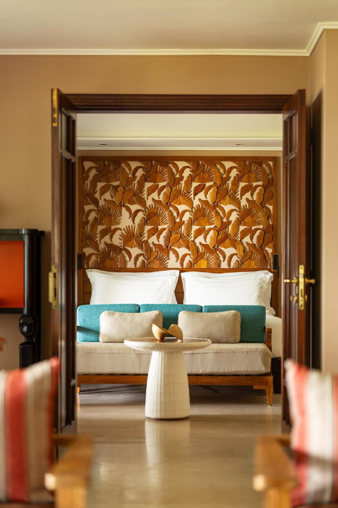 Constance Lemuria Grand Anse  Bagian luar foto A bedroom at the resort